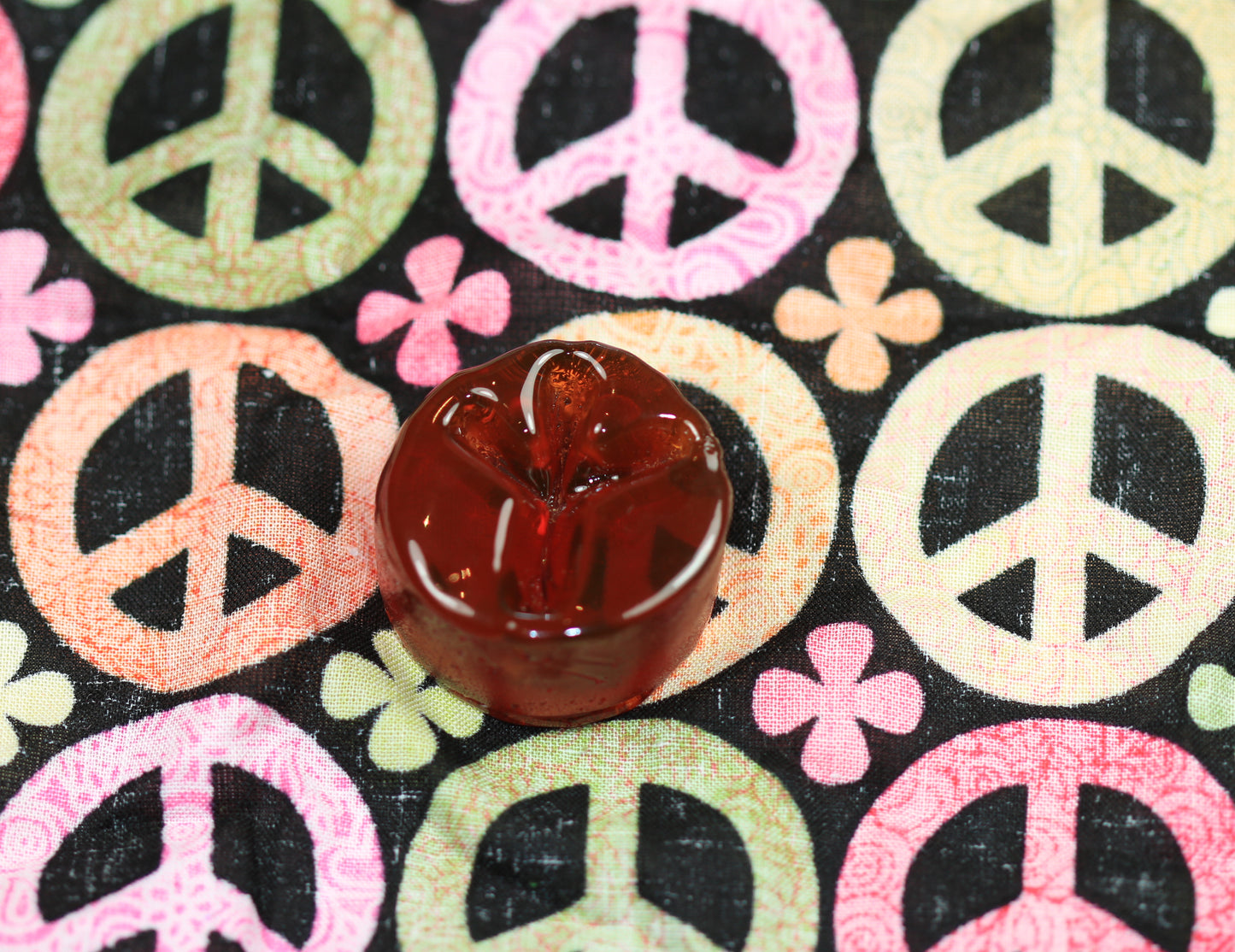 Peace shaped Rockin Rosin for violin viola or cello, patterned cloth